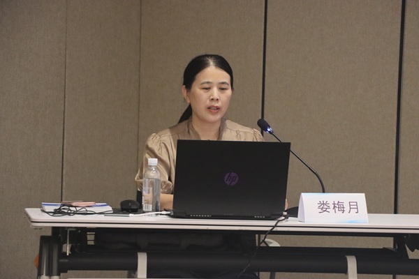 集团党委副书记、工会副主席娄梅月主讲《公司发展历程及九州体育_九州体育·（中国）官方网站》.jpg